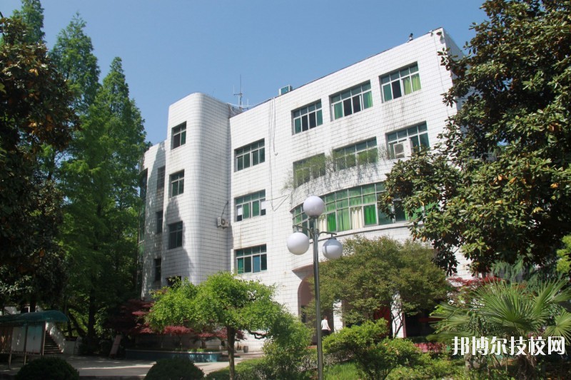 宣城市工业学校4