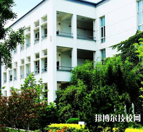 江苏高淳中等专业学校2020年招生办联系电话