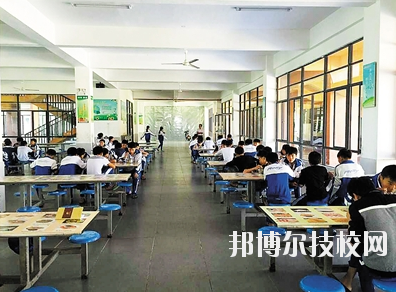 江苏灌云中等专业学校2020年宿舍条件