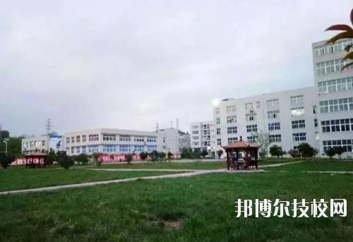 贵阳乌当中等职业学校2020年招生办联系电话