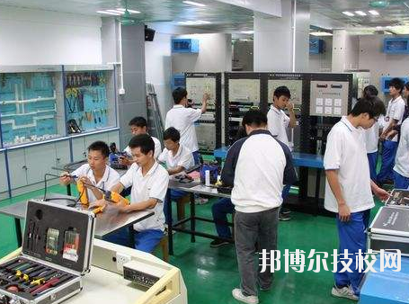 广州工商技工学校