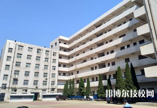 陕西科贸技工学校地址在哪里;