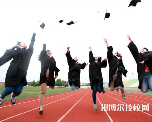 广西质量技术工程学校2023年招生办联系电话