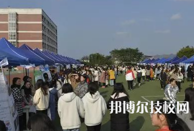 宜宾翠屏区天成职业技术学校2022年招生办联系电话