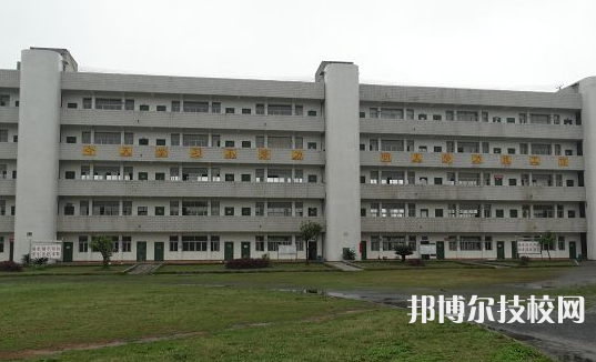 贵州2022年初中毕业可以去什么中专学校