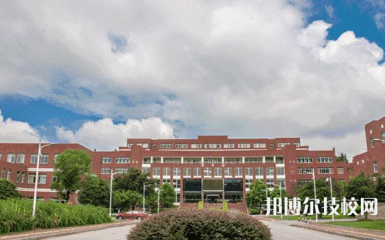 贵州2022年男生读中专学校学什么专业好