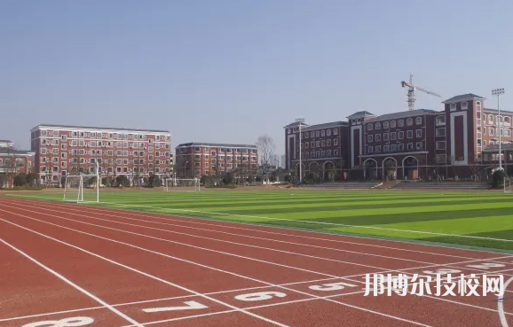 贵州2022年女孩子中专学什么好