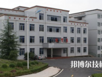 重庆2022年男生学什么中专学校好