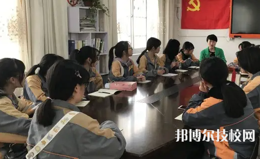 重庆2022年中专有什么专业适合女生