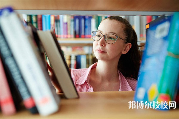扬州旅游商贸学校2024年招生的专业有哪些