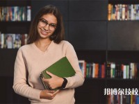 江苏省张家港中等专业学校2024年招生的专业有哪些